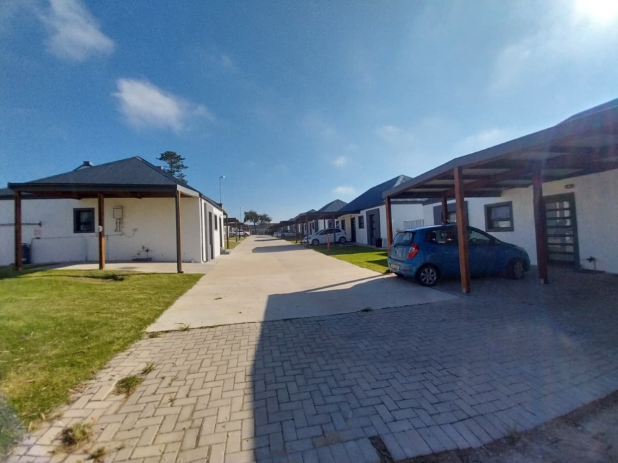 2 Bedroom Property for Sale in Pacaltsdorp Western Cape